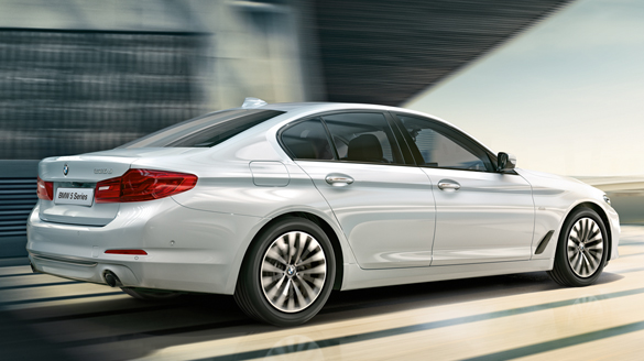 BMW_5_Series_Offer_585x328