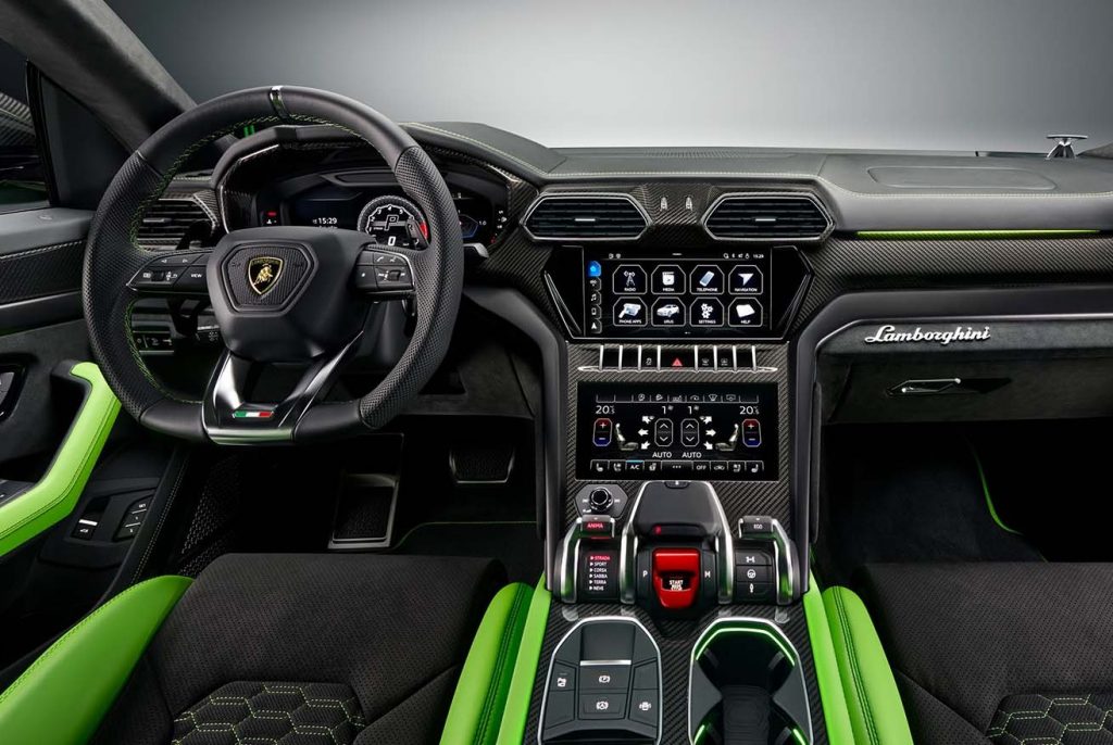 URUS_Pearl_interior