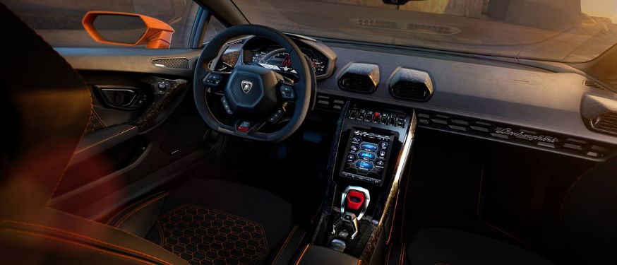 Huracán evo spyder Interior View- Huracán Model