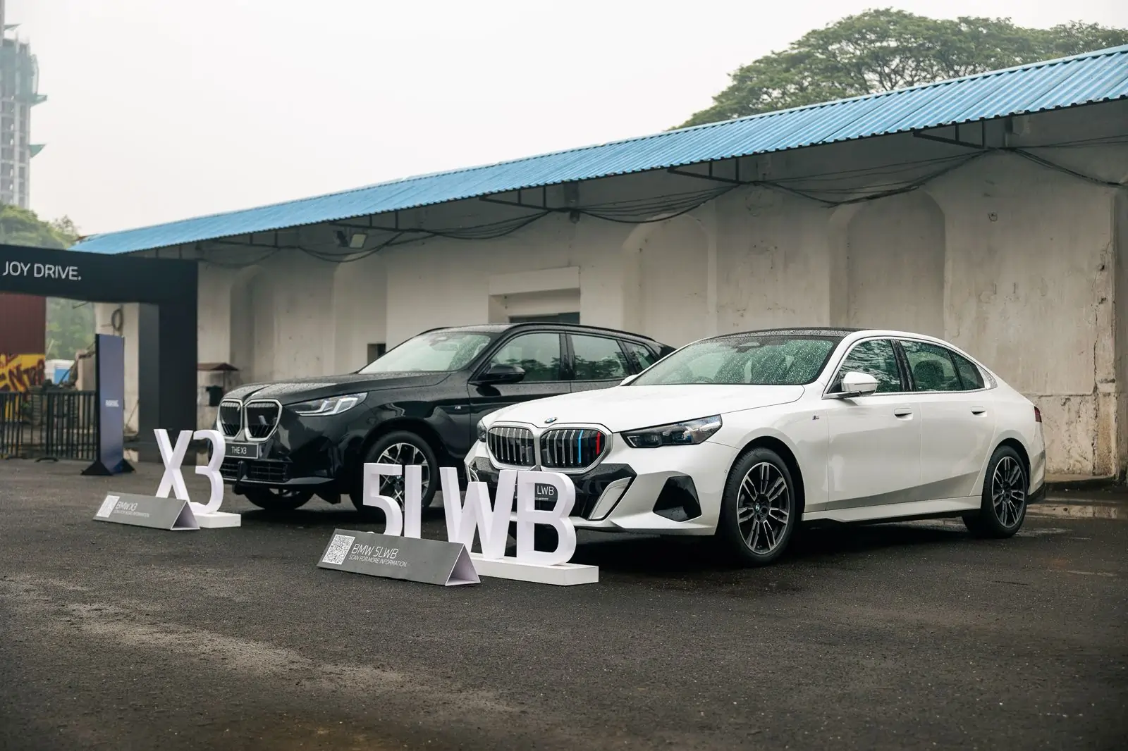 BMW X3 and BMW 5 LWB - BMW Infinity Cars