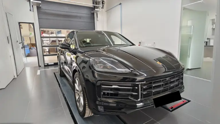 Pre-owned Porsche Cayenne Coupe