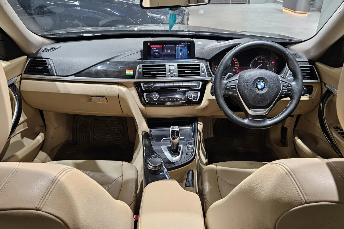 Second Hand BMW 3 Series GT Cars in Mumbai - Inteior View