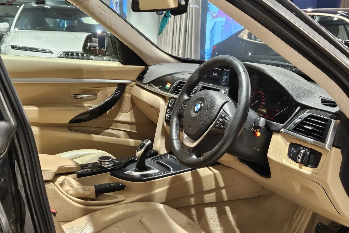Second Hand BMW 3 Series GT Cars in Mumbai - Interior