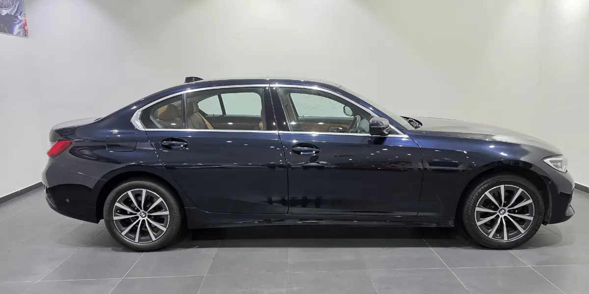 Pre-owned BMW 320Ld Gran Luxury Line price