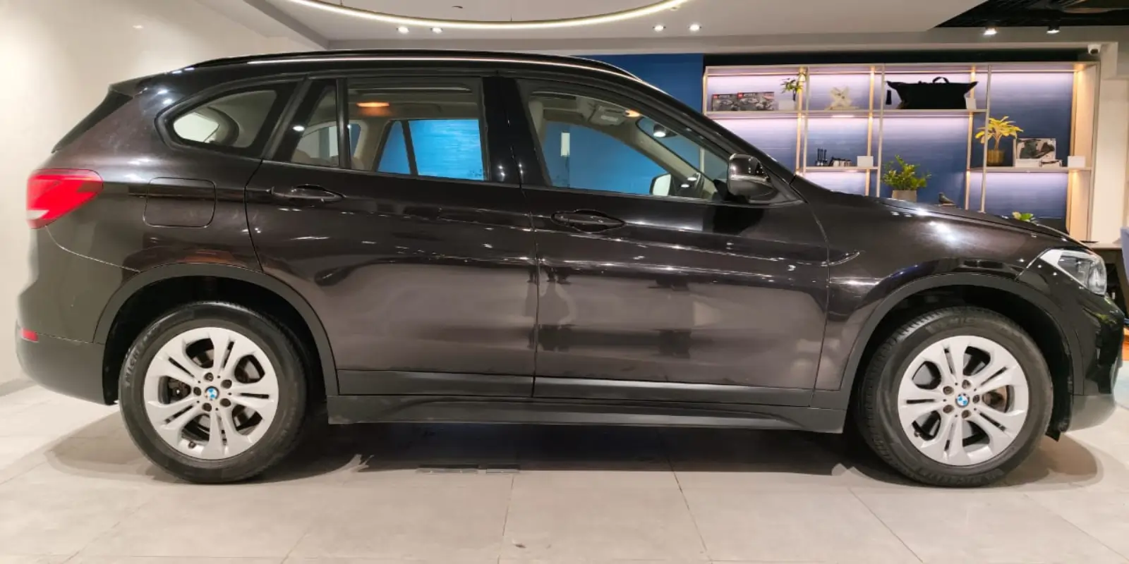BMW X1 20i Sports used car showroom in Mumbai, Delhi and Indore