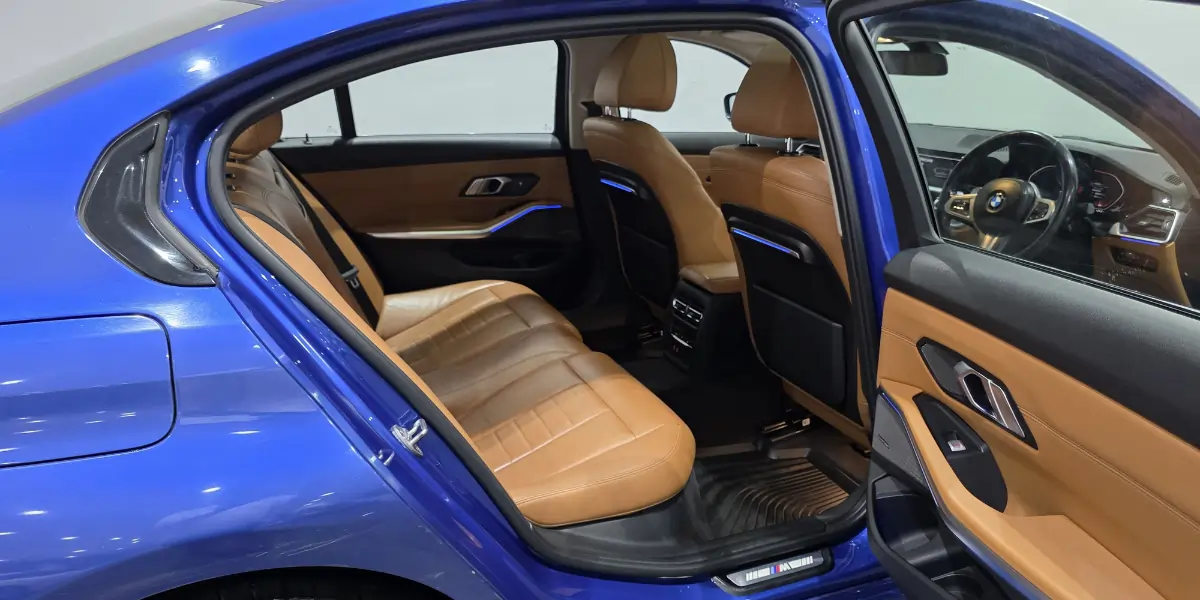 Pre-owned BMW 330Li Gran M Sport