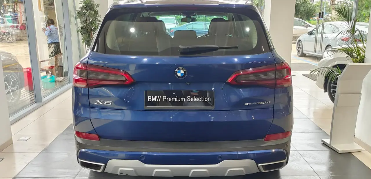 Pre-owned BMW X5 xDrive30d xLine price