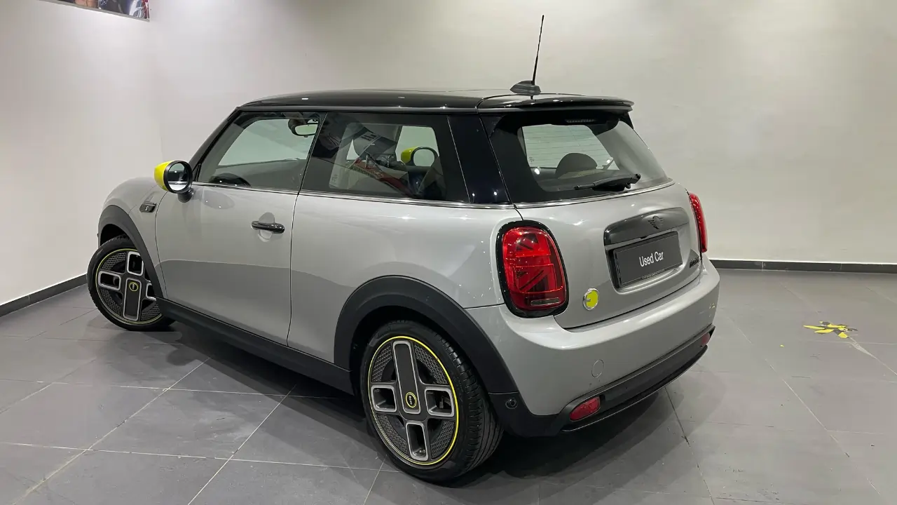 MINI Cooper SE 3-Door Hatch used car Mumbai