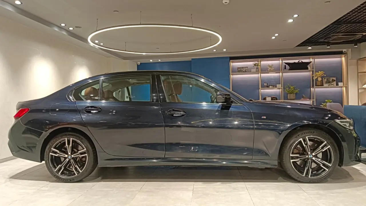 Pre-owned BMW 330Li M Sport price in Mumbai