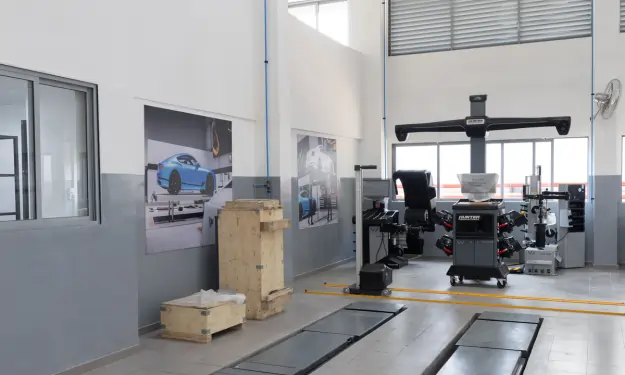 Bentley Service Center in Mumbai