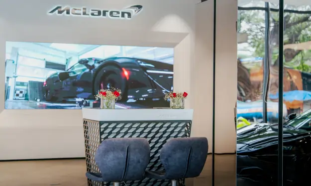 Mclaren cars dealers and showrooms in Mumbai