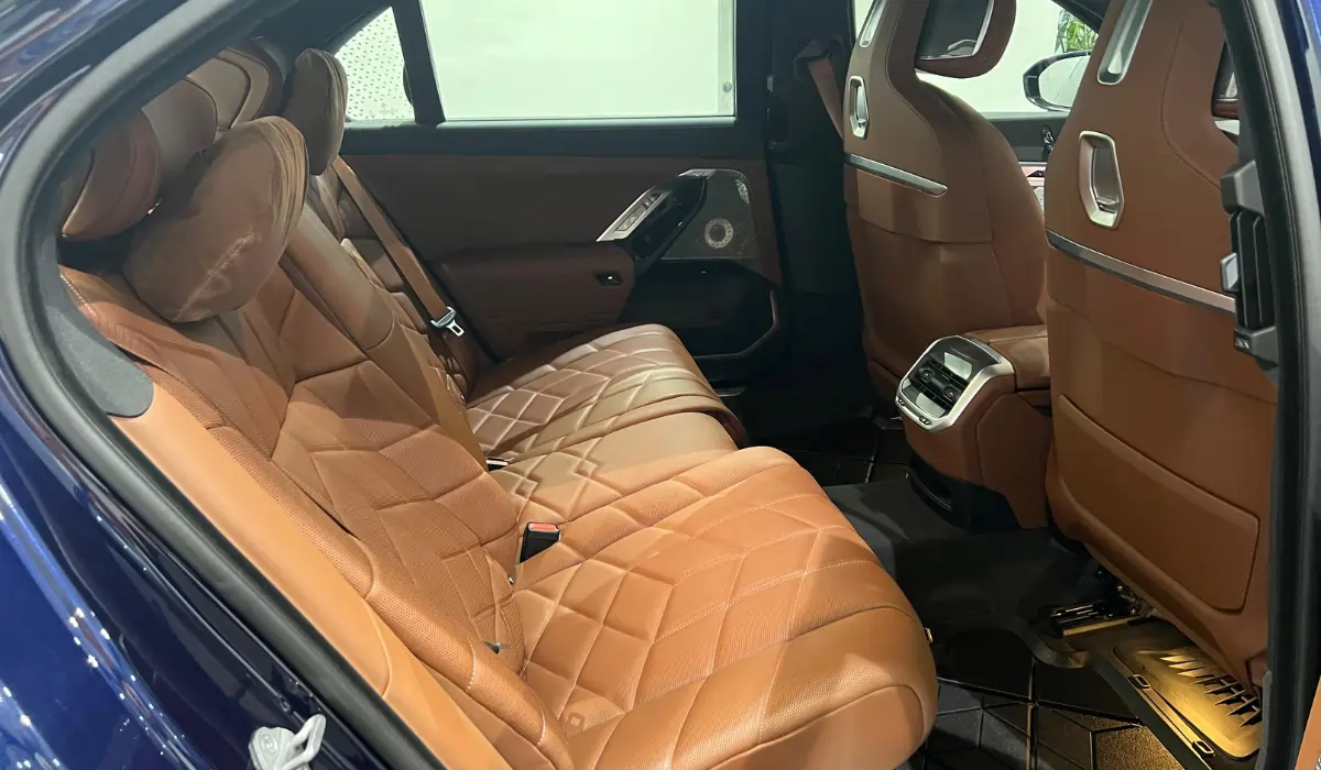 Pre-owned BMW i7 xDrive60 price - BMW Used Cars