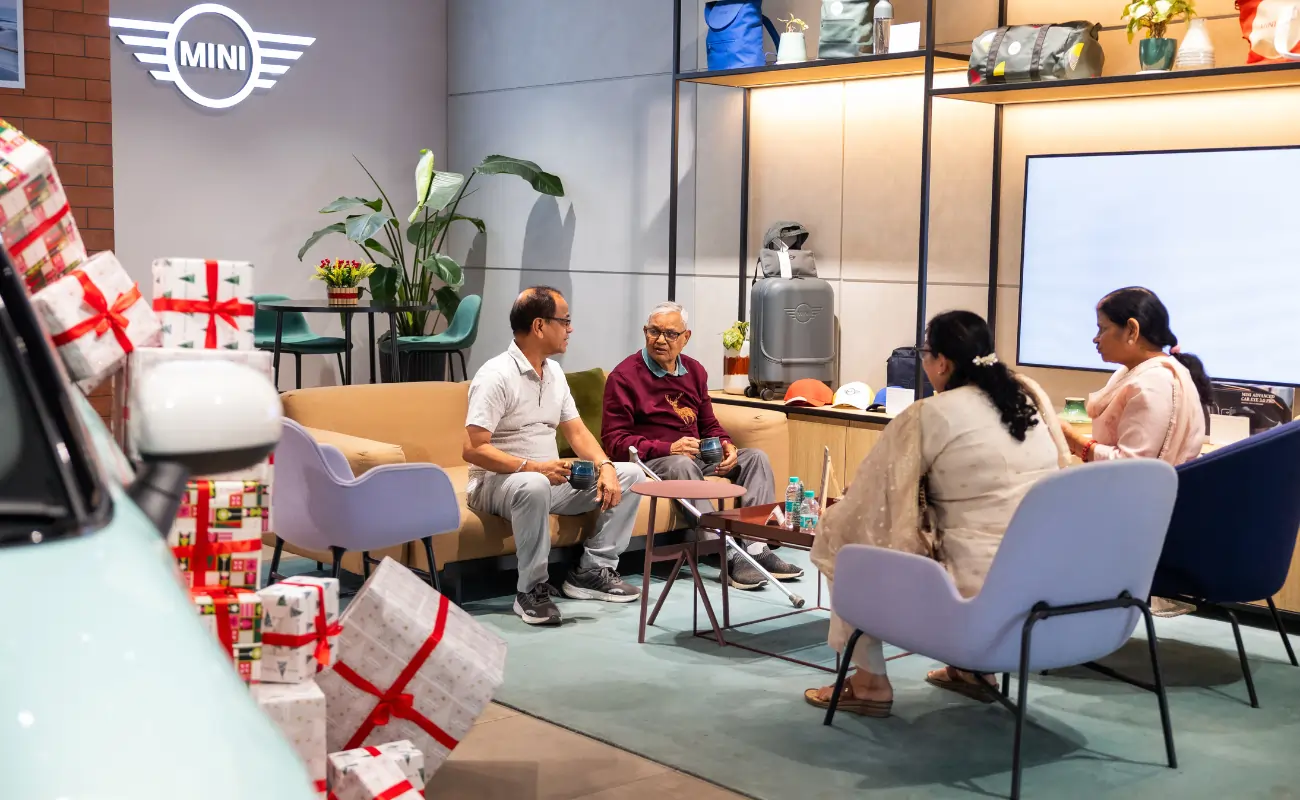 MINI Christmas Carnival India - MINI Infinity Cars