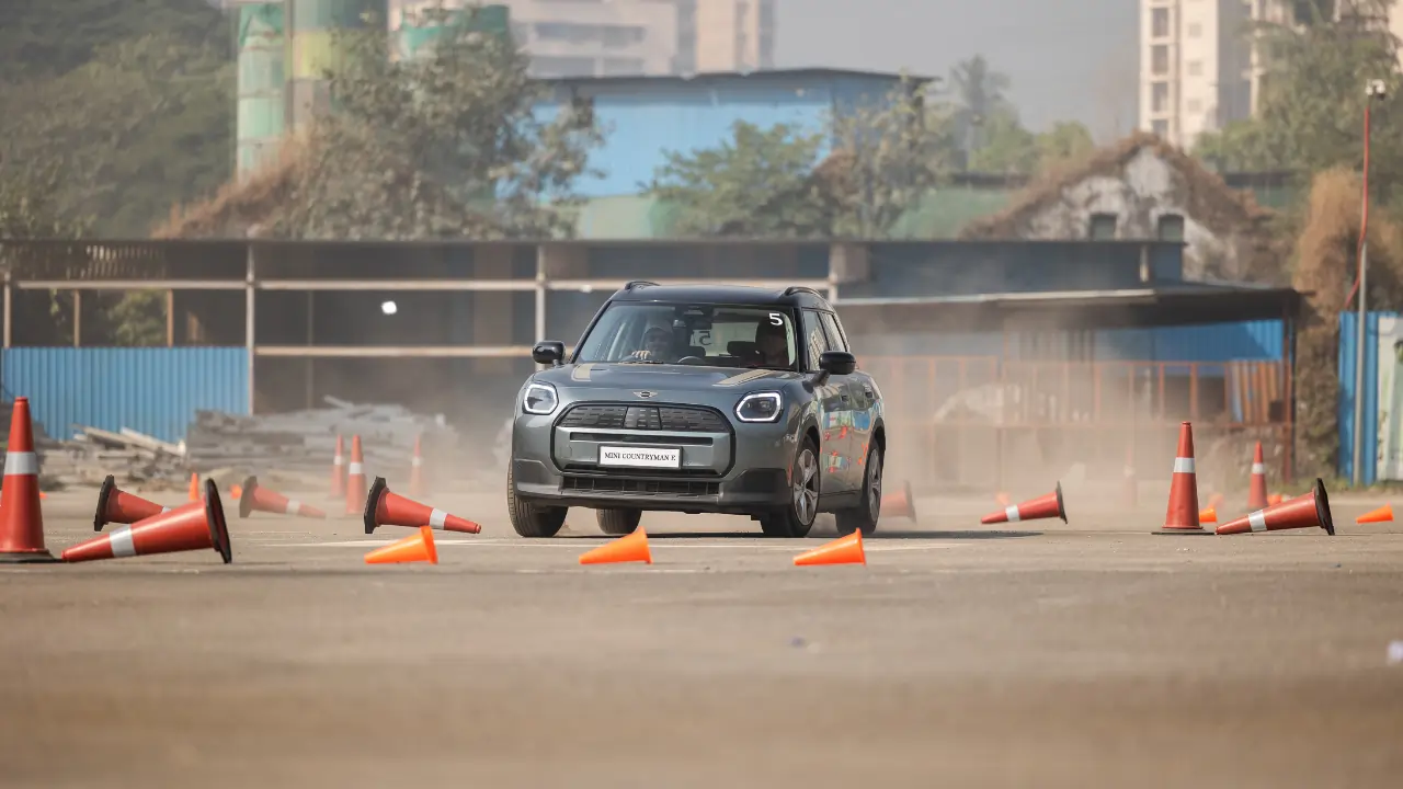 MINI Electric Countryman - MINI Infinity Cars