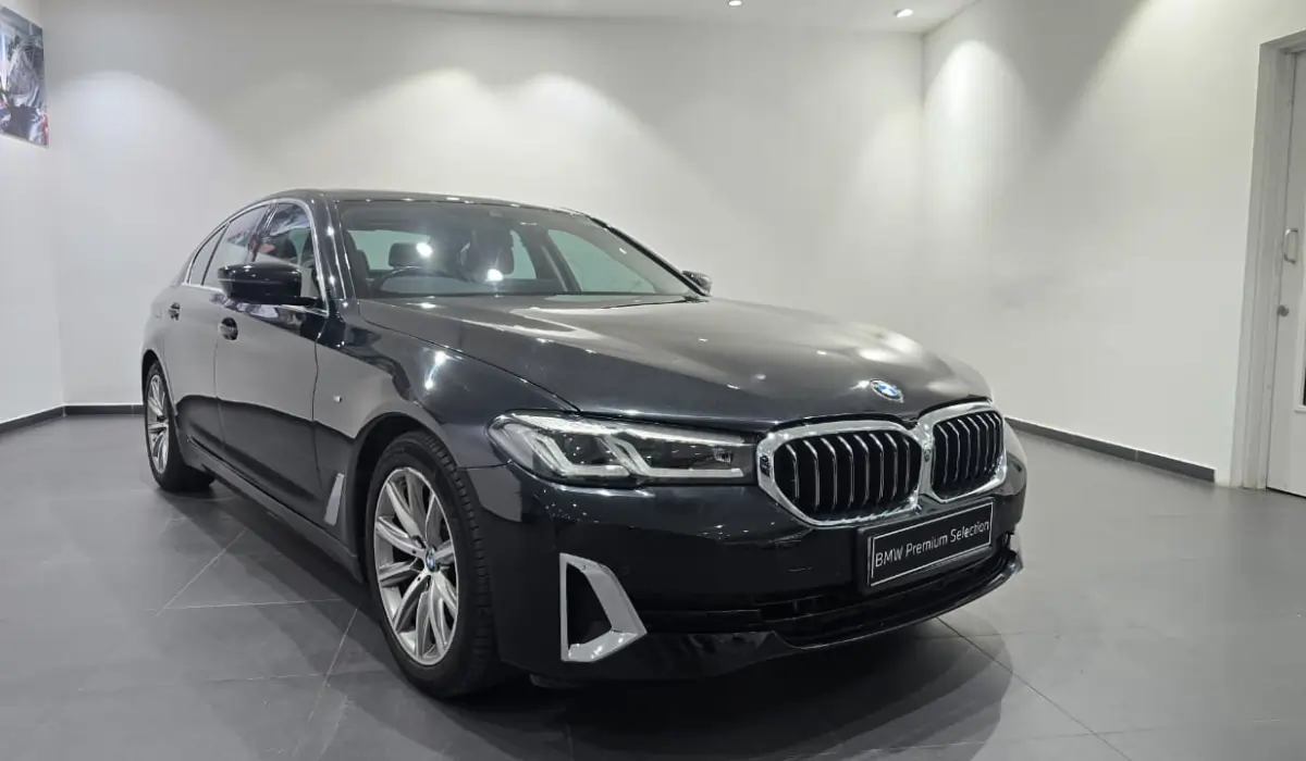 pre-owned BMW 520d Luxury Line