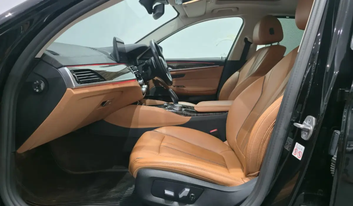 used BMW 5 Series 520d Sedan