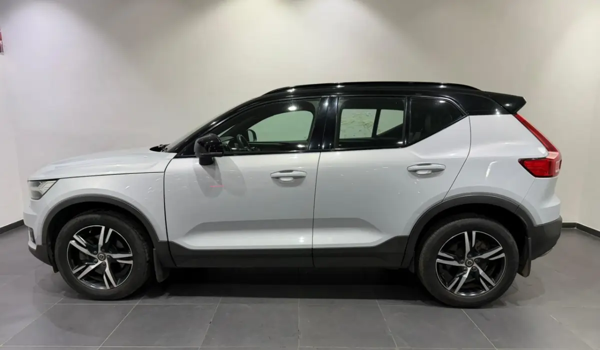 volvo xc40 t4 r design