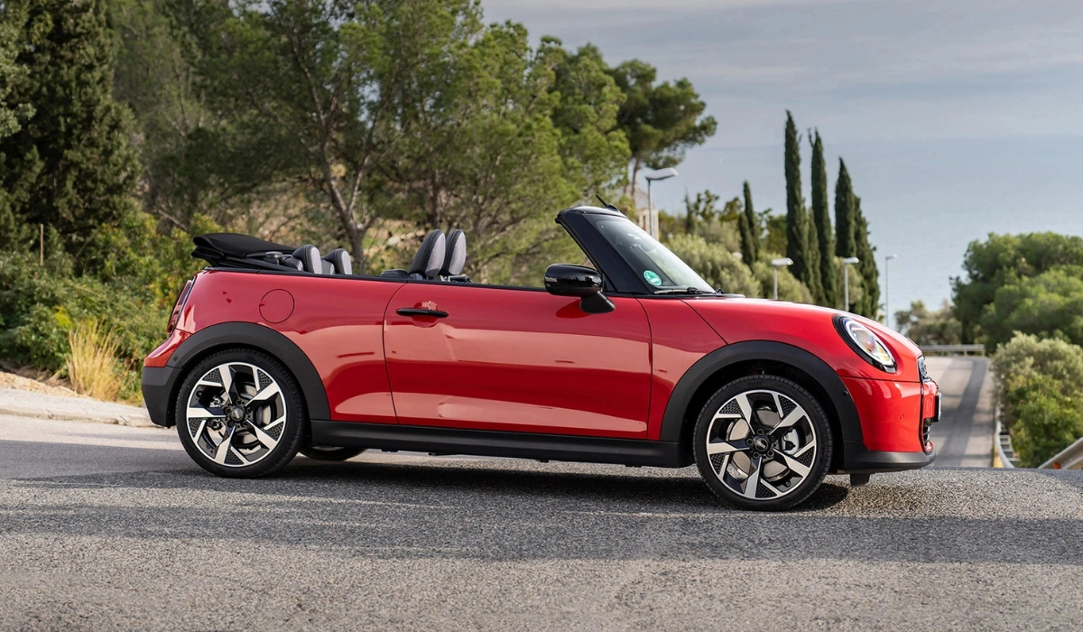 buy MINI Cooper Convertible Mumbai