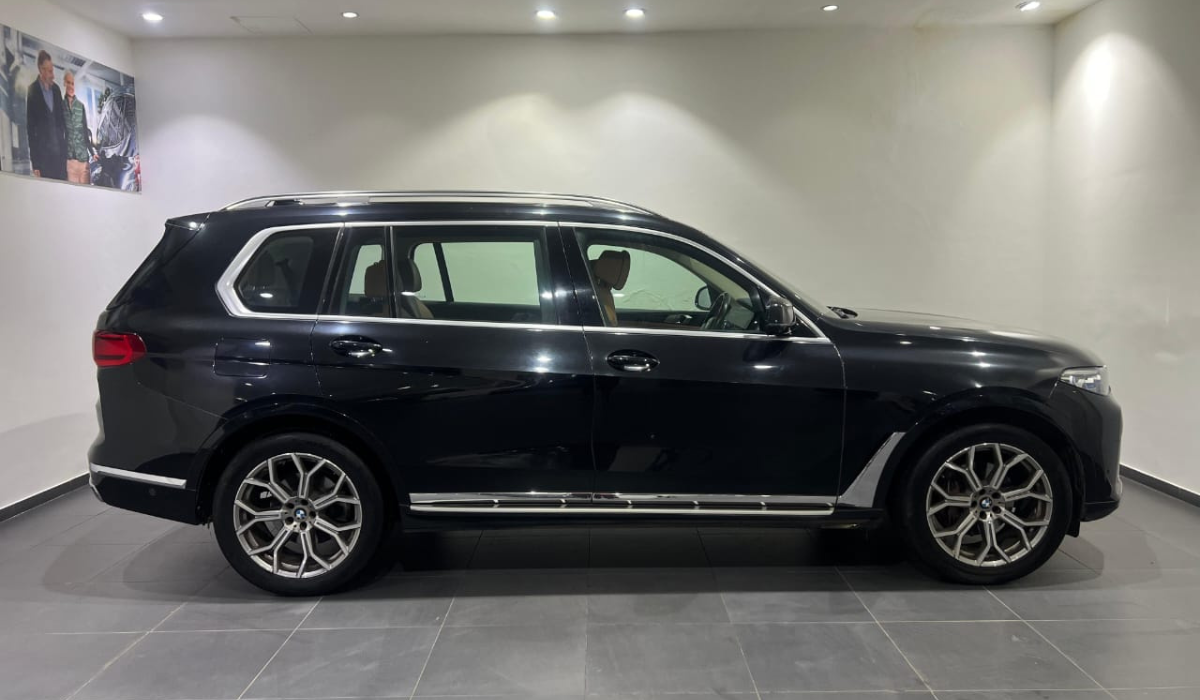 BMW X7 DPE Signature pre owned Mumbai
