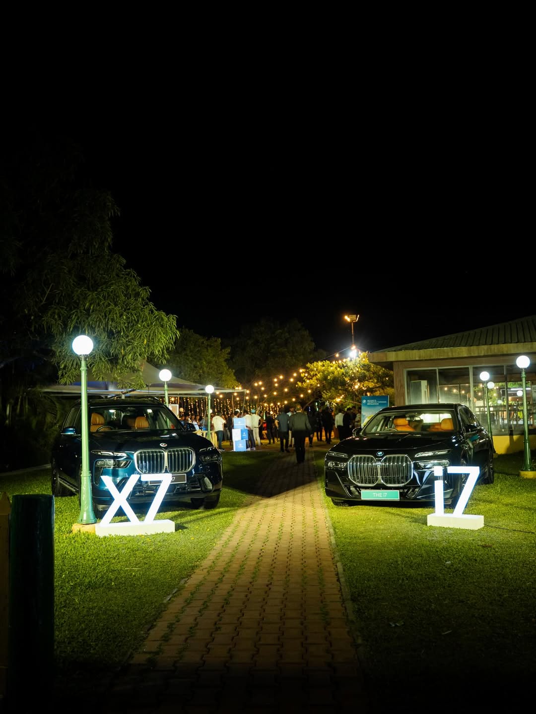 BMW X7 and BMW i7 - BMW Infinity Cars