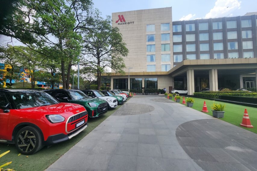 MINI City Drive Event - MINI Infinity Cars