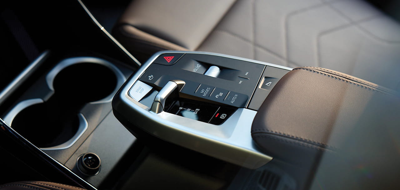 BMW X1 LWB centre console