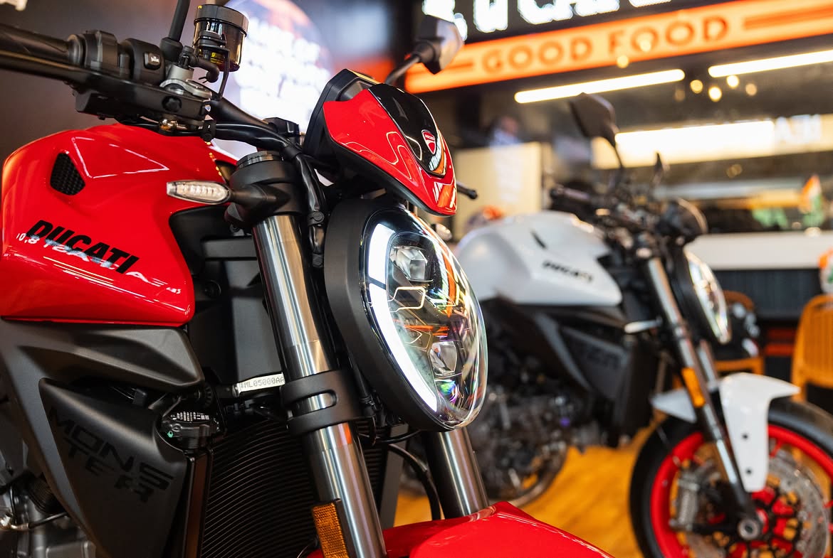 Ducati Monster V2 New Bike - Ducati Infinity