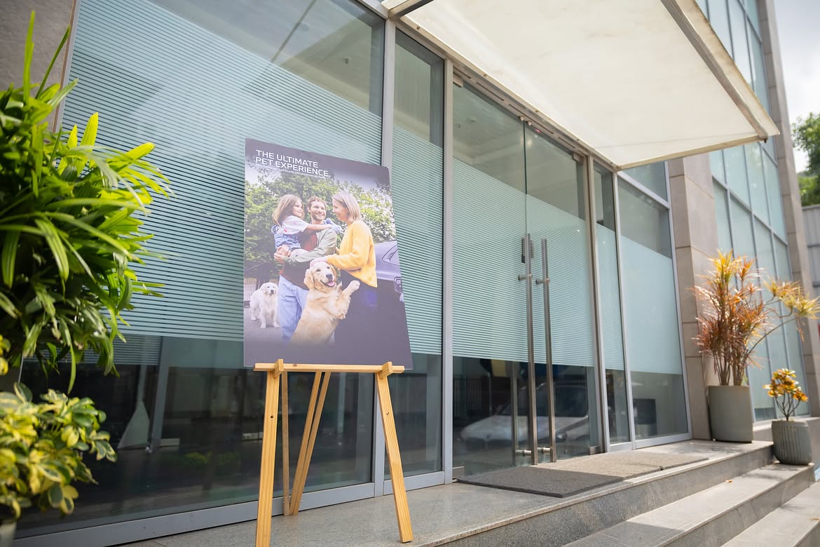 International Dog Day Event - BMW Infinity Cars