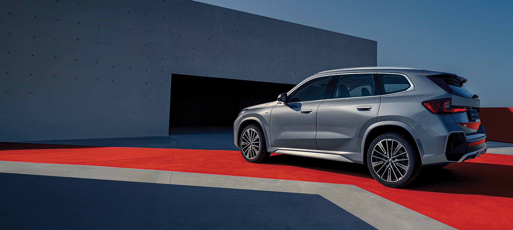 New BMW X1 LWB