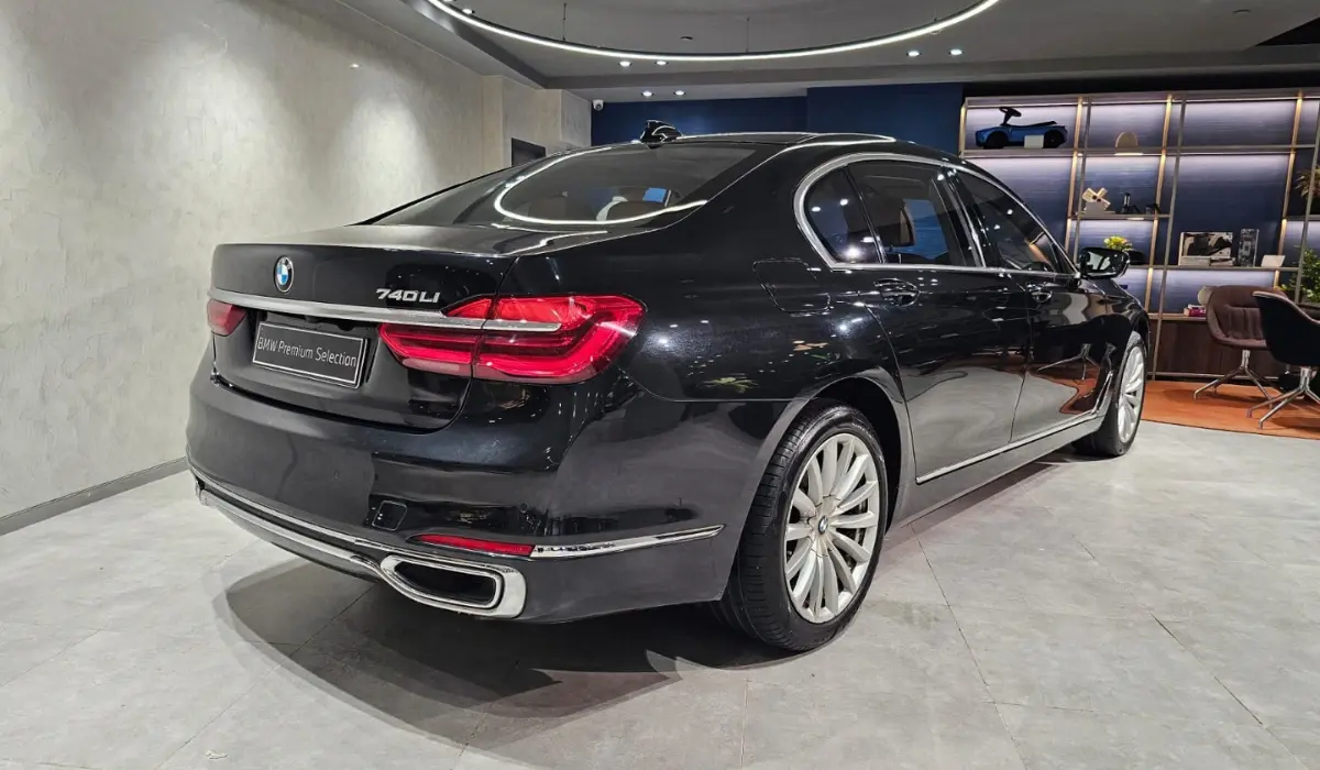 buy used BMW 740Li