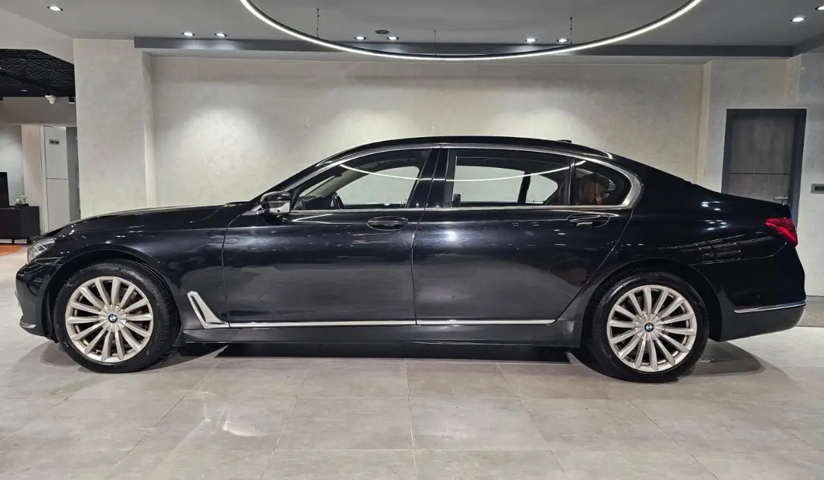 used BMW 7 Series 740Li Mumbai