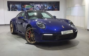 PORSCHE 911 CARRERRA S Gentian Blue Mettallic